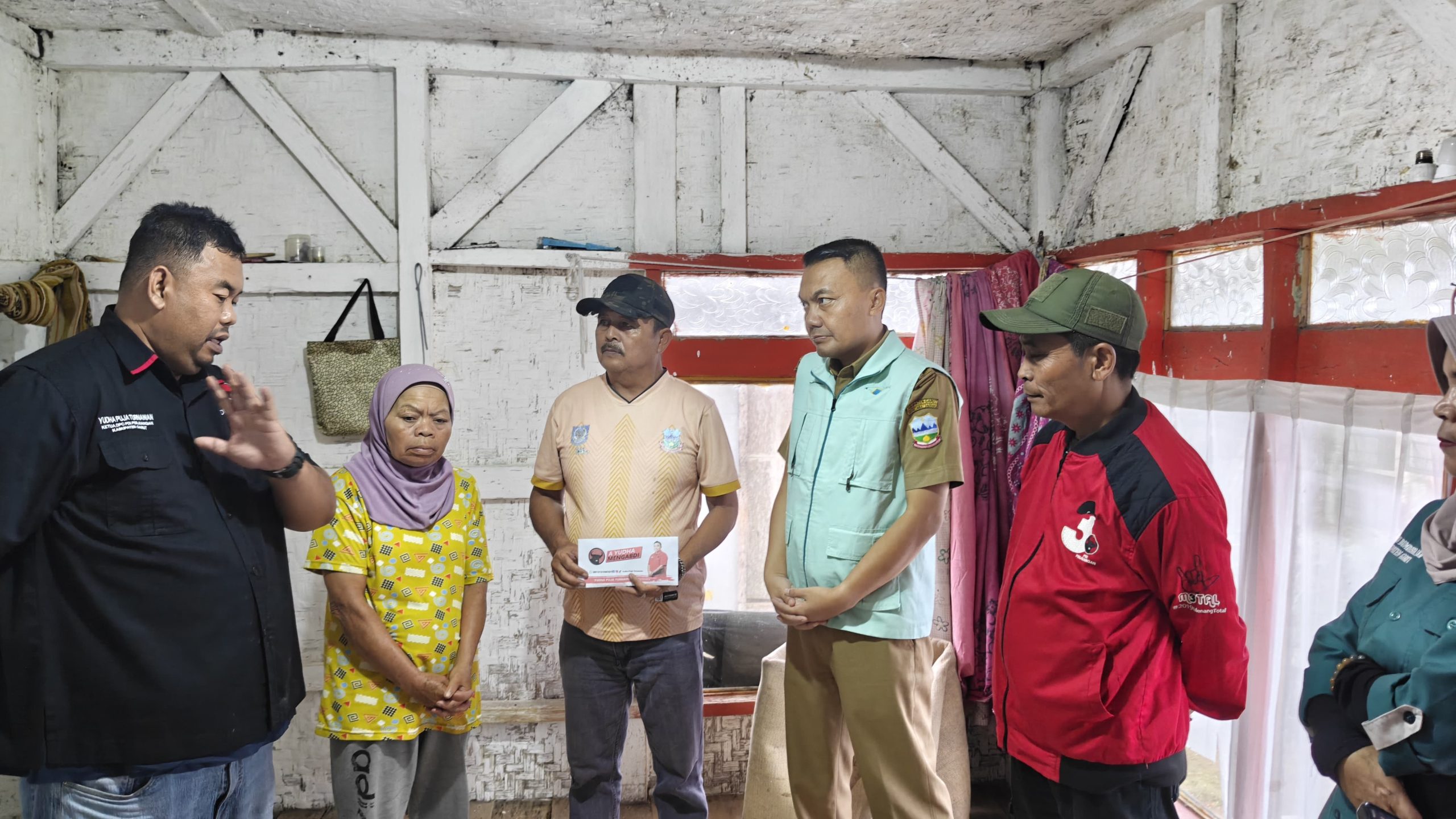Anggota DPRD Garut Yuda Puja Turnawan Desak Bupati Segera Bentuk Forum TJSLP Usai Rumah Janda di Cilawu Kembali Roboh