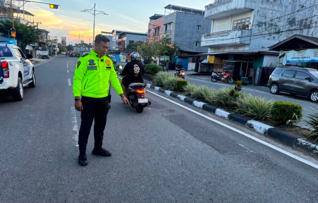 Kecelakaan di Jalan Kusuma Bangsa Tarakan, Pengendara Vario Luka-Luka Usai Ditabrak Scoopy dari Belakang