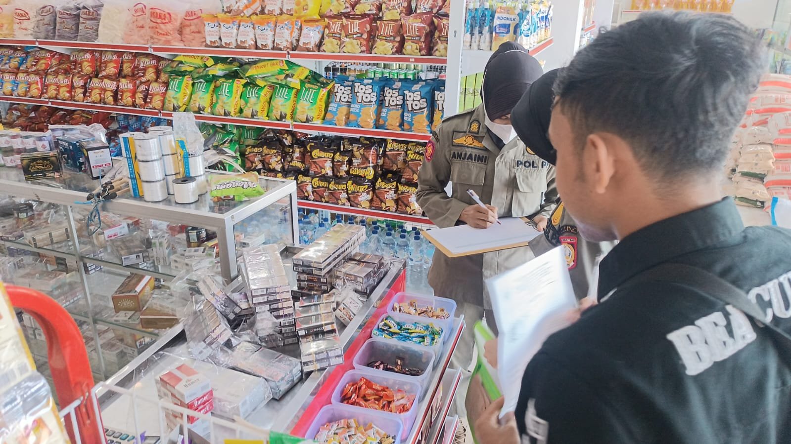 Tim Gabungan Satpol PP dan Bea Cukai Sita 80.000 Batang Rokok Ilegal di Lombok Timur, Target Operasi Naik ke Agen dan Distributor