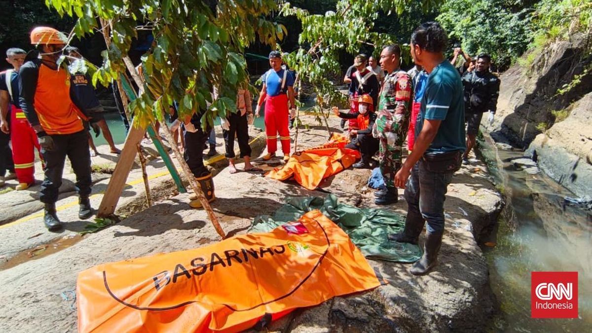 Jembatan Gantung Air Terjun Cunca Wulang Labuan Bajo Ambruk, Dua Turis Austria Tewas Jatuh ke Sungai