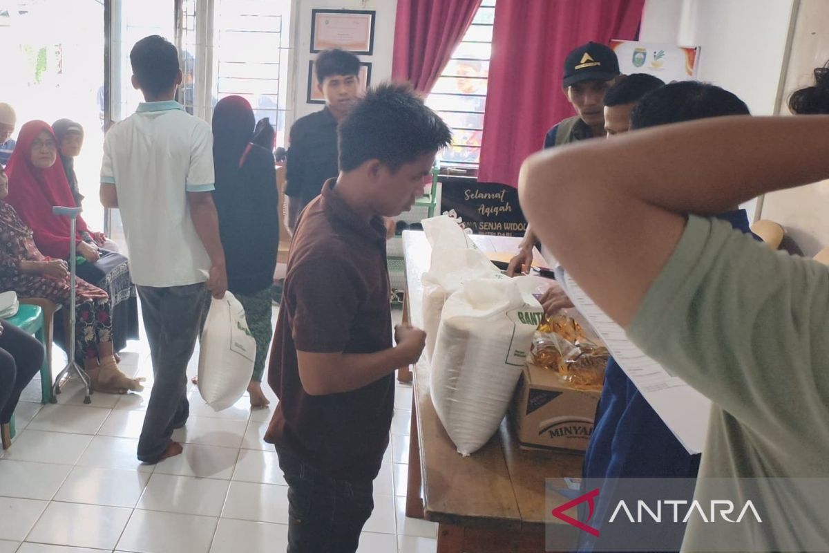 Bulog OKU Tuntaskan Penyaluran Bantuan Pangan ke 162.842 Penerima di Tiga Kabupaten, Beras 20 Kg dan Minyak Goreng 4 Liter Disalurkan