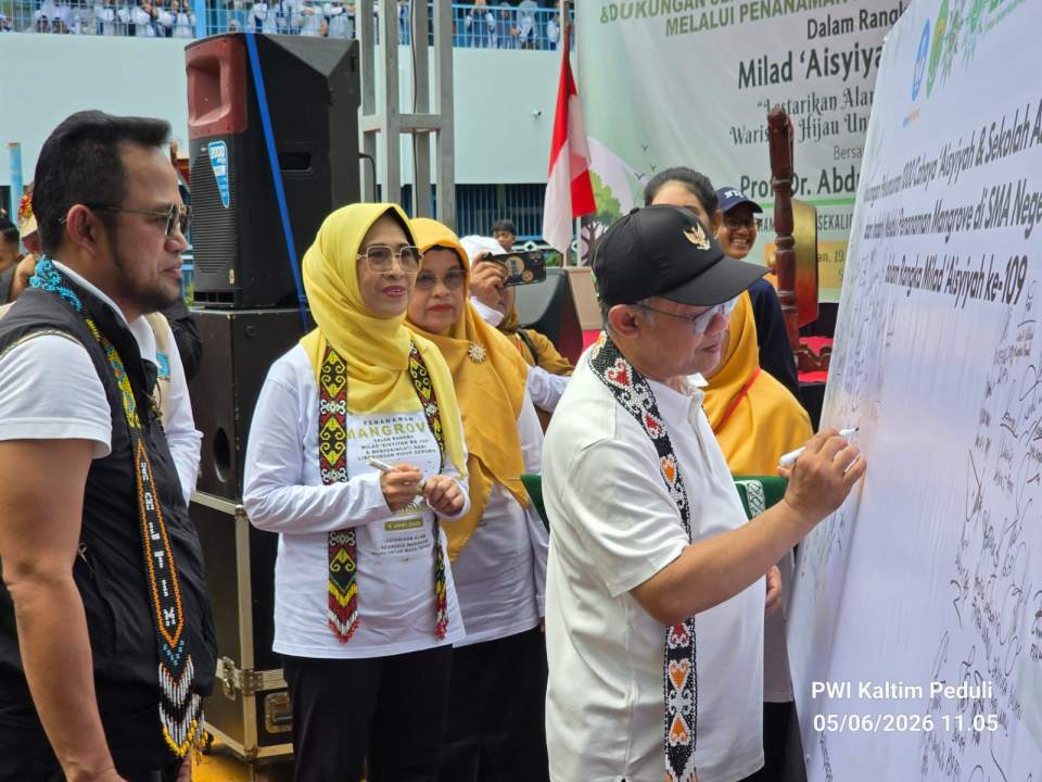Milad ke-109 Aisyiyah di Balikpapan: 2.026 Bibit Mangrove Ditanam, Gerakan Seribu Cahaya dan Sekolah Asri Diluncurkan