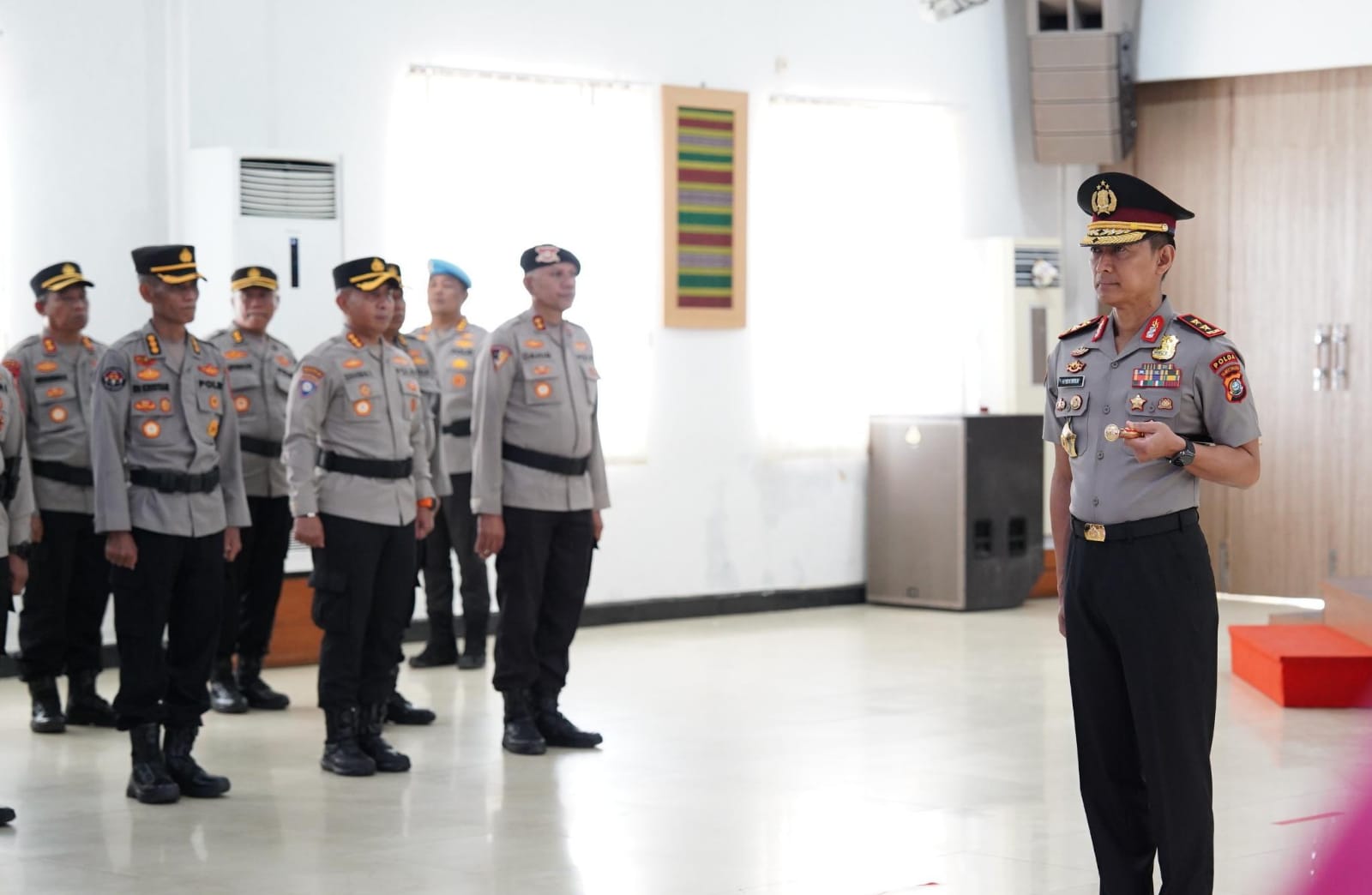 Hari Bhayangkara ke-80, Kapolda Sultra Himawan Bayu Aji Resmi Naik Pangkat Jadi Irjen Pol, Ini Maknanya bagi Personel