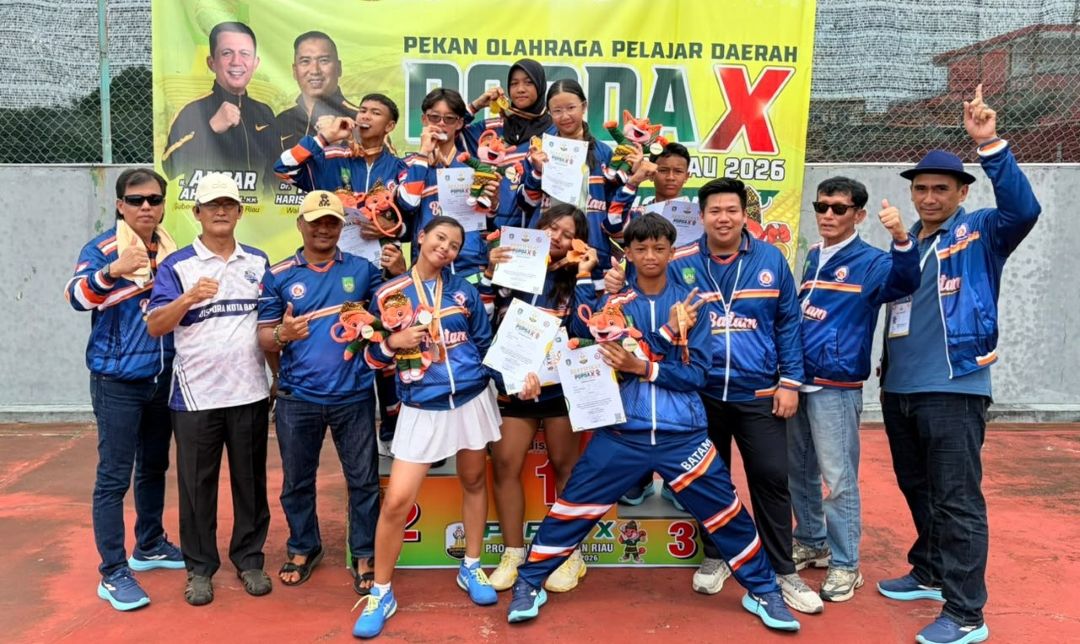 Kontingen Batam Juara Umum Tenis Lapangan POPDA Kepri X 2026, Khansa Faiqah Sumbang Dua Emas