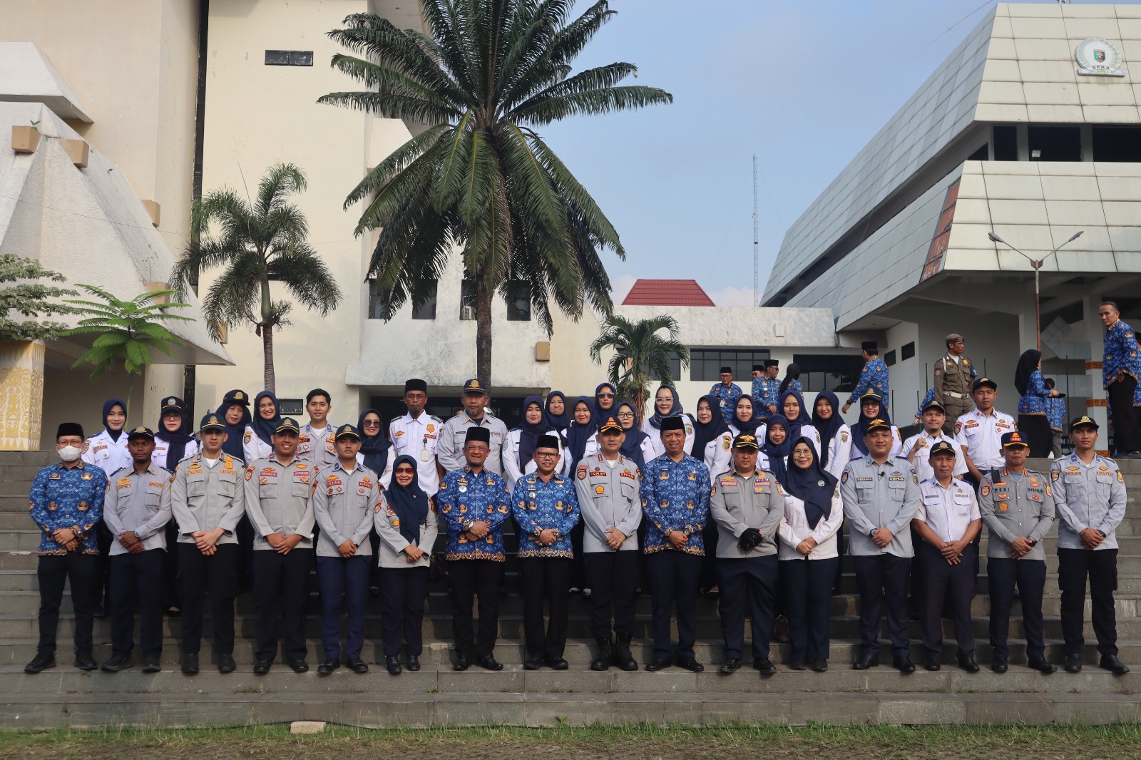 Pemprov Lampung Resmi Operasikan Bus Listrik Itera dan Taksi Green SM, Targetkan Integrasi Pelabuhan-Bandara hingga 2026