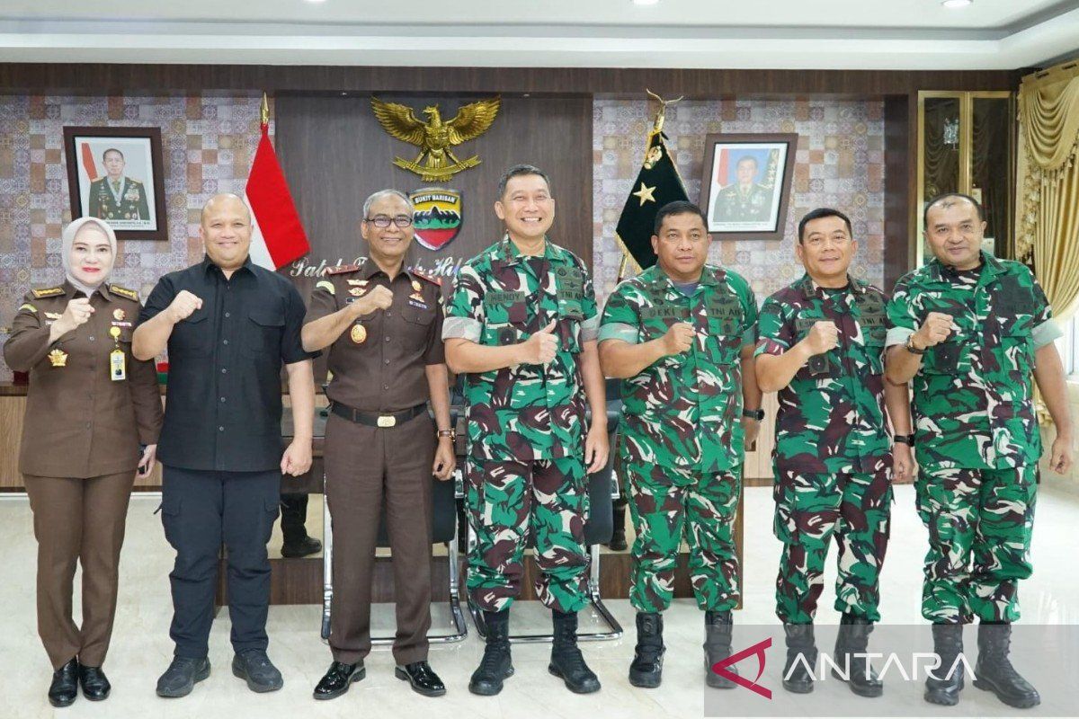 Pangdam I/Bukit Barisan dan Kajati Sumut Sepakat Perkuat Sinergi Penegakan Hukum di Medan