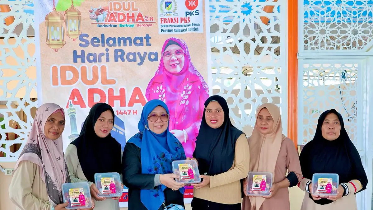 Bunda Wiwik Sebar Paket Ratusan Kurban di Kota Palu, Penerima Utama Warga Tidak Mampu