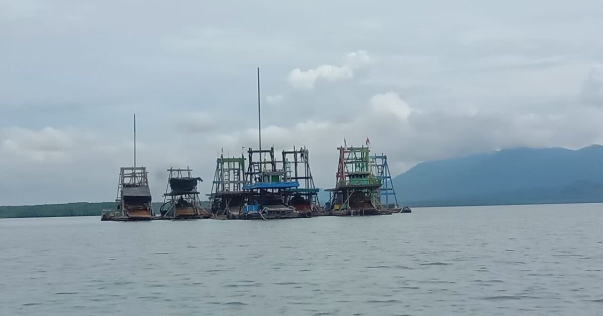 Nelayan Teluk Kelabat Bangka Desak Penghentian Permanen Tambang Ilegal, Ekosistem Hancur dan Hasil Tangkapan Anjlok 70 Persen