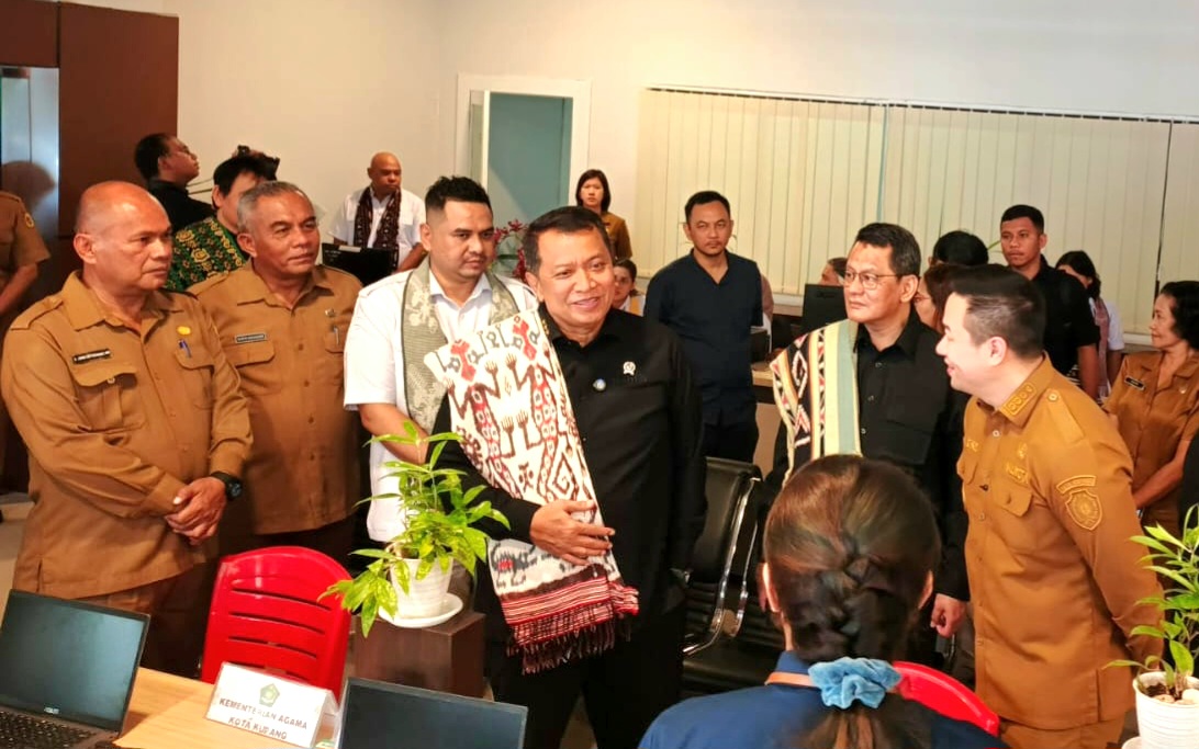 Wamen PAN-RB Puji MPP Kota Kupang Urus Warga dari Lahir hingga Meninggal, Kolaborasi dengan Polda NTT Disiapkan