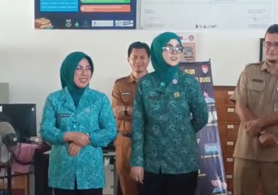 Ketua TP-PKK Banten Tinawati Andra Soni Kunjungi SMAN 1 Cilegon, Sasar Pembentukan Karakter Siswa Lewat Program PKK Mengajar