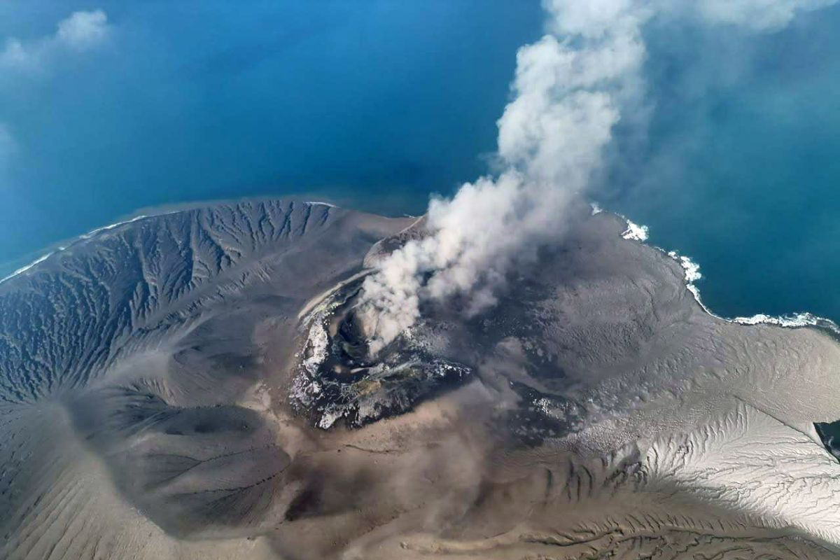 Status Gunung Anak Krakatau Masih Siaga Level III, PVMBG Catat Erupsi Strombolian Susulan 30 Detik