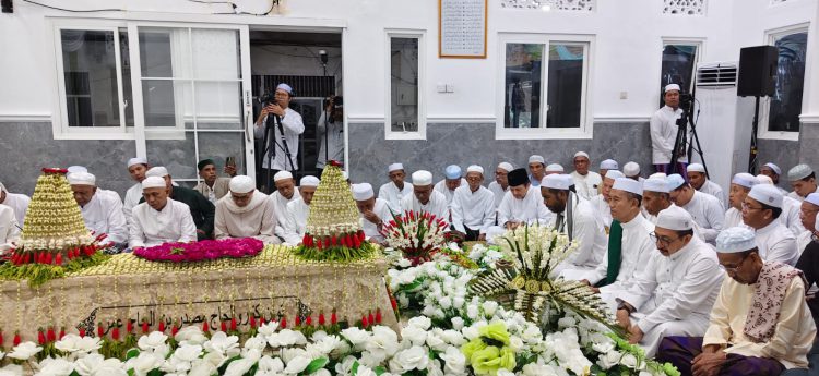 Ribuan Jemaah Padati Haul ke-2 KH Masdar bin H Umar di Banjar, Wagub Kalsel Hadir dan Kenang Pertemanan dengan Guru Sekumpul