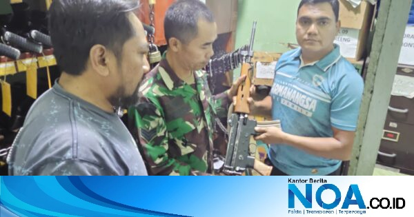 Warga Aceh Besar Serahkan Senjata Api Rakitan Temuan di Pegunungan ke TNI, Dua Butir Amunisi Ikut Diamankan