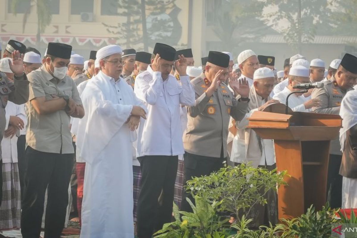 Ketua DPRD Kalsel Supian HK Dukung Shalat Istisqa Inisiasi Polda, Ini Harapannya untuk Banua