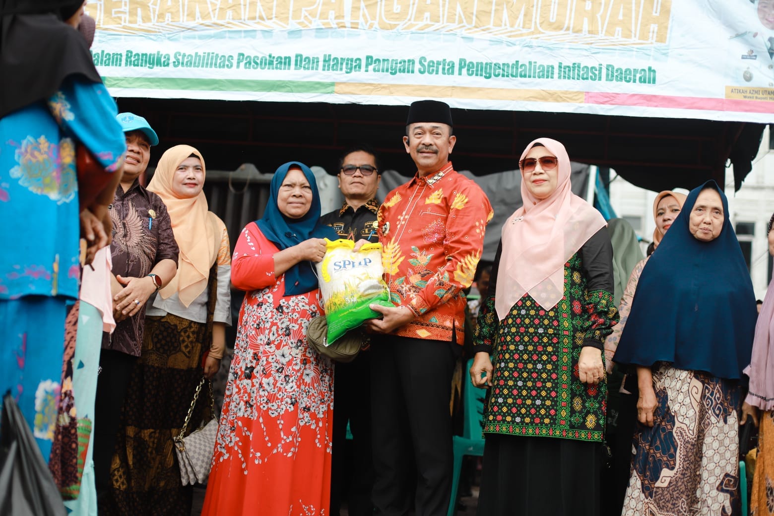 Pemkab Mandailing Natal Gelar Pangan Murah Jelang Idul Adha, 6 Ton Beras dan 2 Ton Minyak Disiapkan untuk Warga Panyabungan