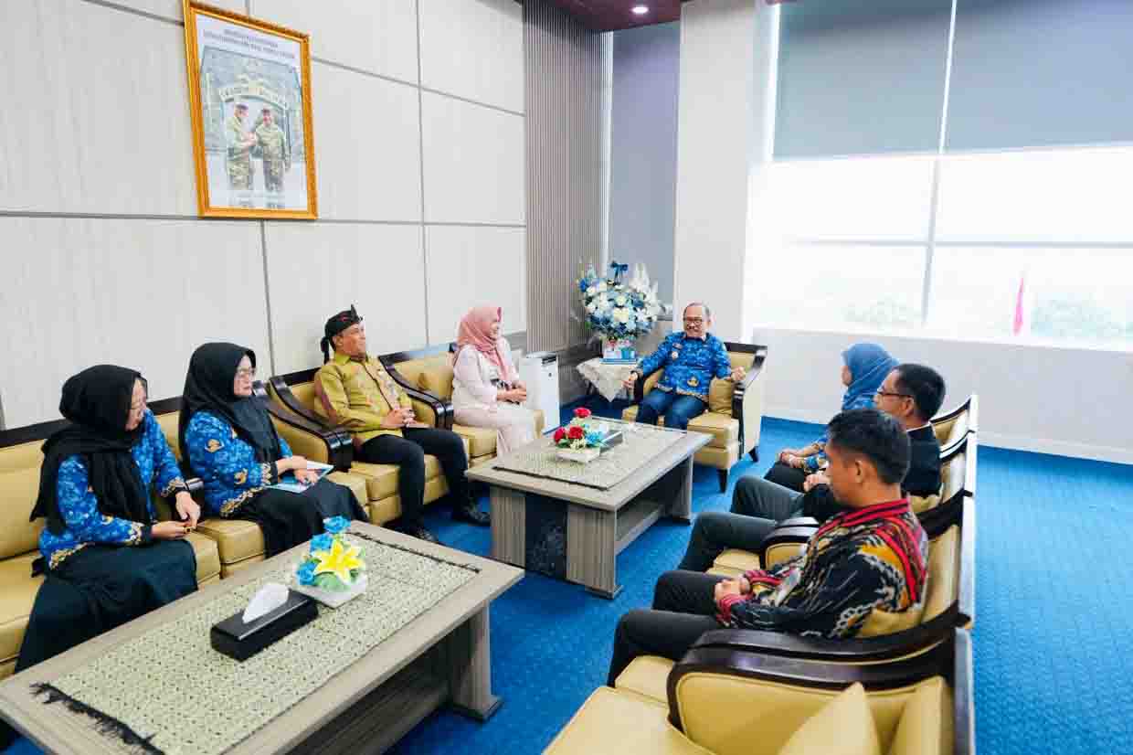 Gubernur Sulbar Suhardi Duka Minta Tata Kelola Program KB Diperbaiki, Target Tekan Stunting dan Perkawinan Anak