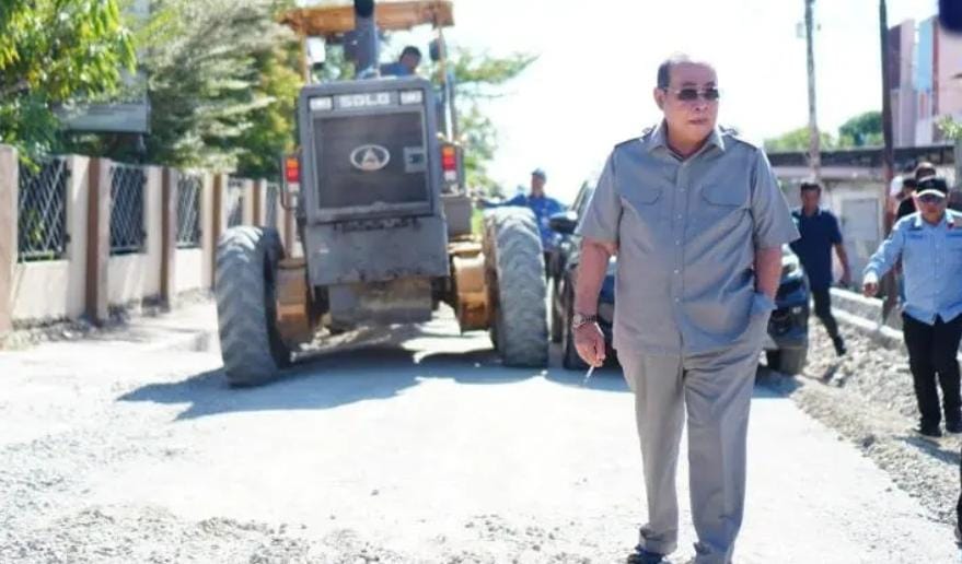Wali Kota Gorontalo Adhan Dambea Tinjau Progres Jalan Palma dan Taman Buah, Target Rampung November 2026