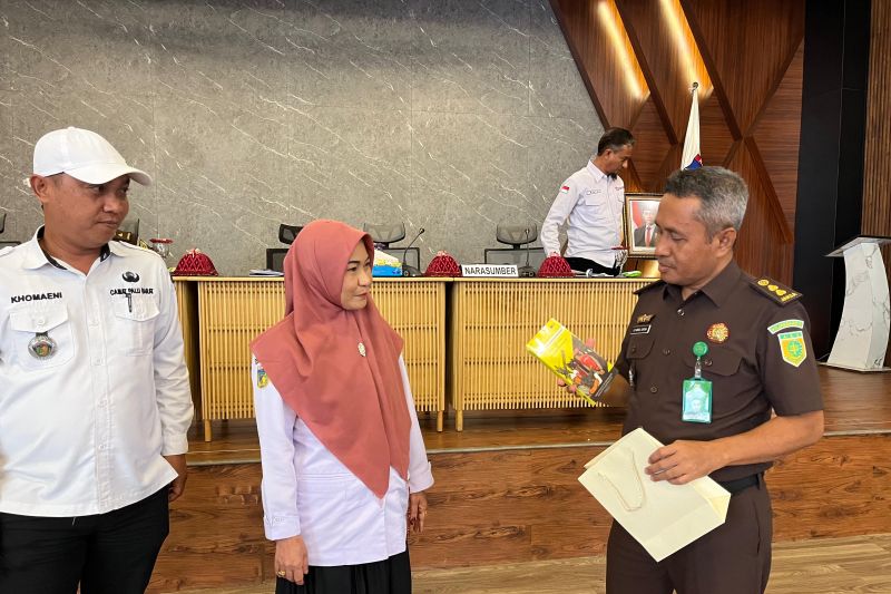 Kejati Sulteng Bekali 200 Aparatur Pemkot Palu Soal Mitigasi Hukum Kontrak Pengadaan Barang dan Jasa