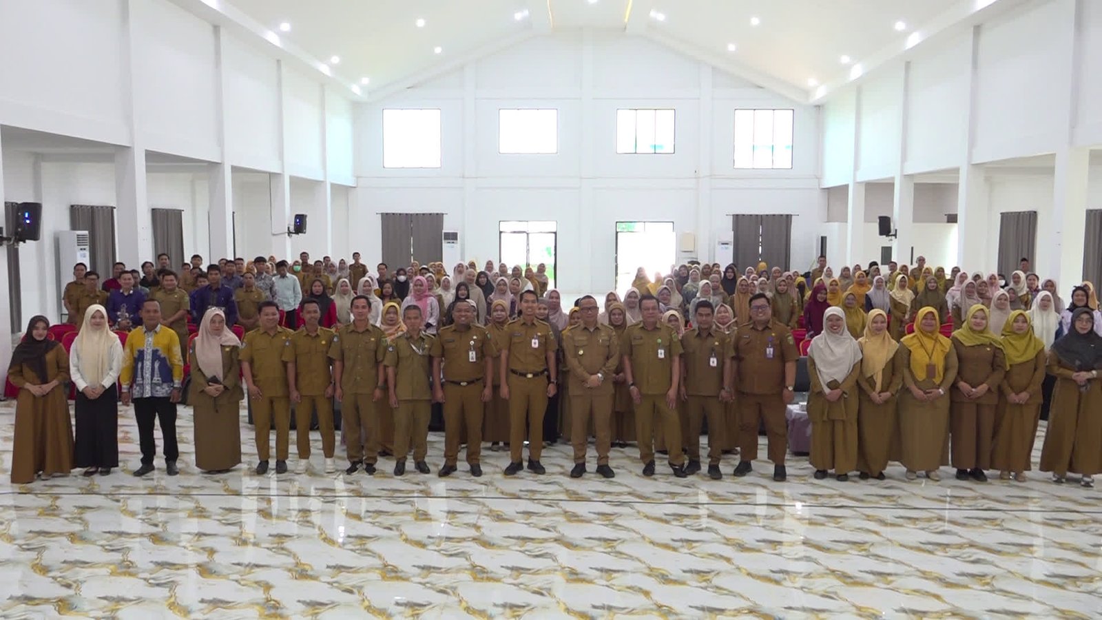 Bupati Tabalong Janjikan Seragam Gratis untuk Semua Pelajar dan Perluas Beasiswa, Ini Targetnya