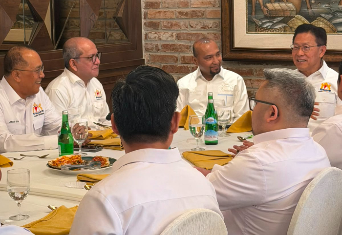 Ketua Kadin Jambi Usman Sulaiman Hadiri Pertemuan 38 Provinsi di Istana, Bahas Target Ekonomi 8 Persen