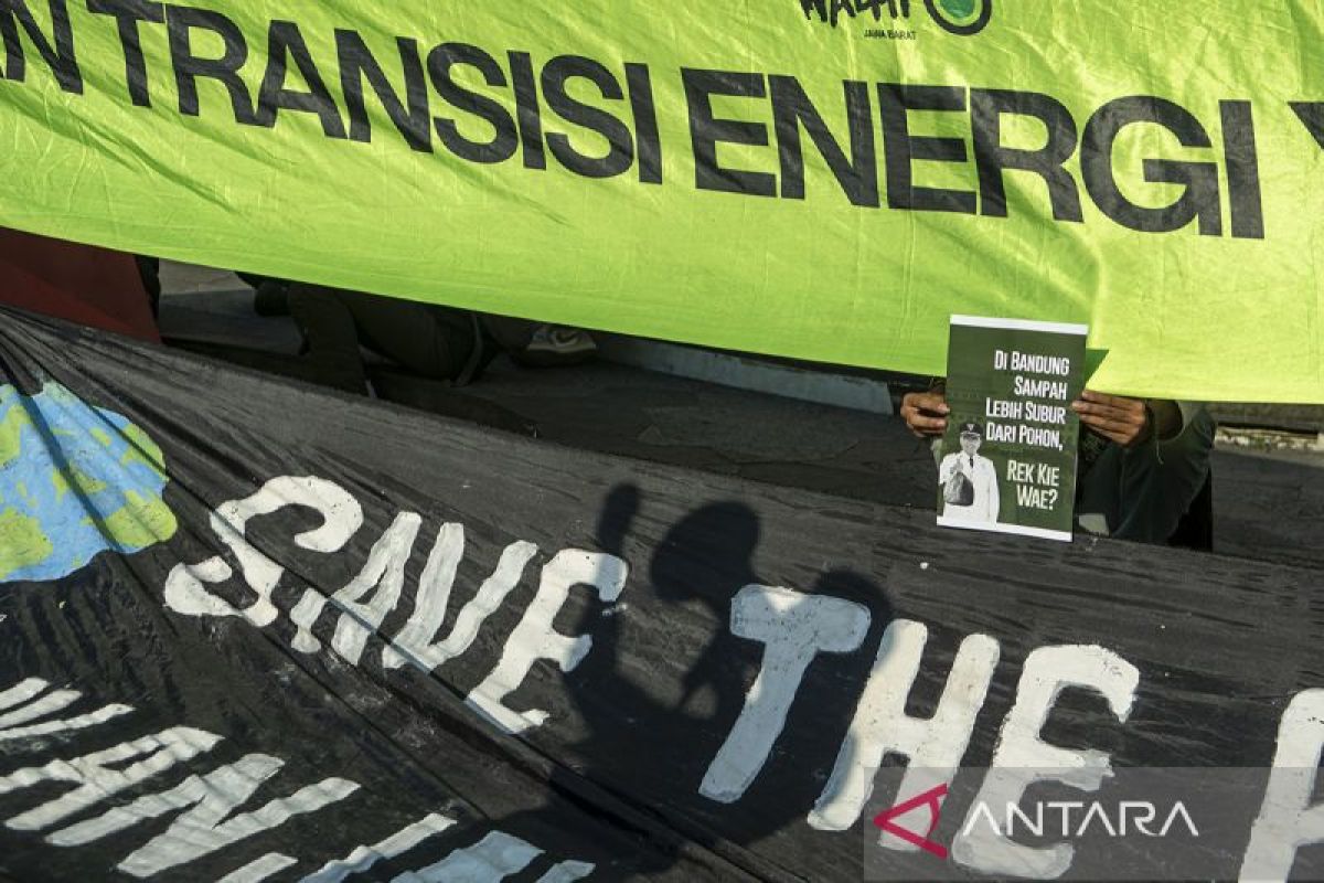 Peringati Hari Lingkungan Hidup Sedunia 2026, Aktivis Walhi Jabar Desak Transisi Energi Berkeadilan di Braga Bandung