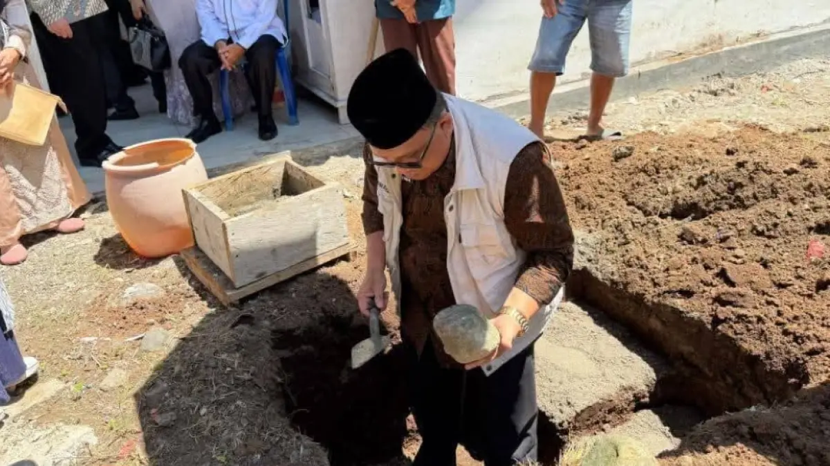Kakanwil Kemenag Sulut Ulyas Taha Pimpin Ground Breaking Pembangunan RKB Madrasah Ibtidaiyah Assa’adah di Minahasa