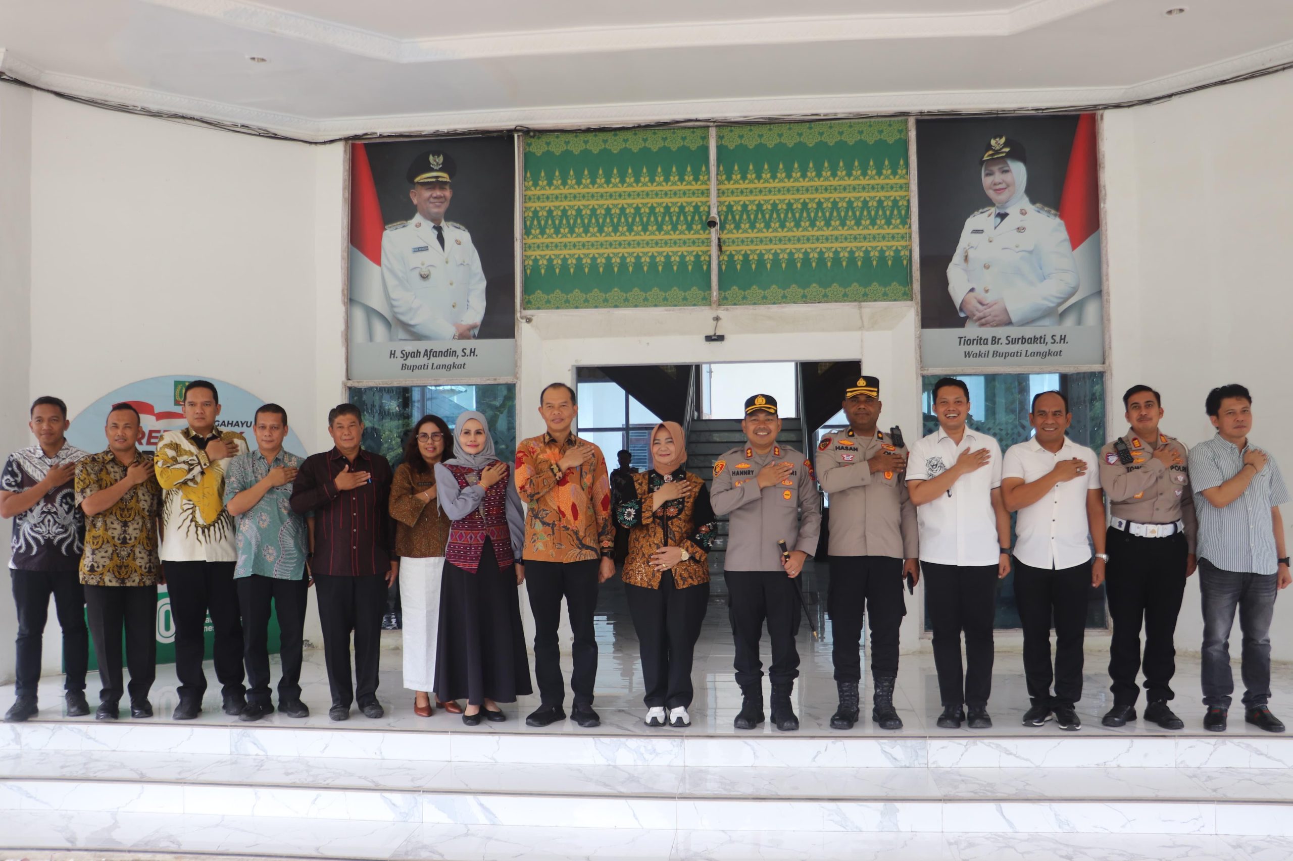 Plt Bupati Langkat Tiorita Surbakti Terima Kunjungan Kapolres Baru, Bahas Penguatan Sinergi Keamanan Daerah