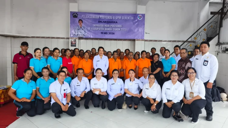 Ketua TP Posyandu Bangli Tinjau Langsung Gebyar Posyandu 6 SPM di Banjar Selati, Targetkan Penurunan Stunting