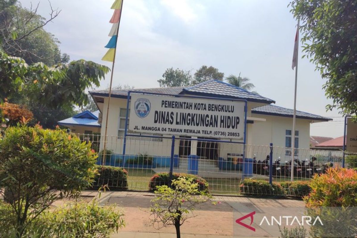 DLH Kota Bengkulu Imbau Warga Gotong Royong Bersihkan Saluran Air Antisipasi Banjir Musim Hujan