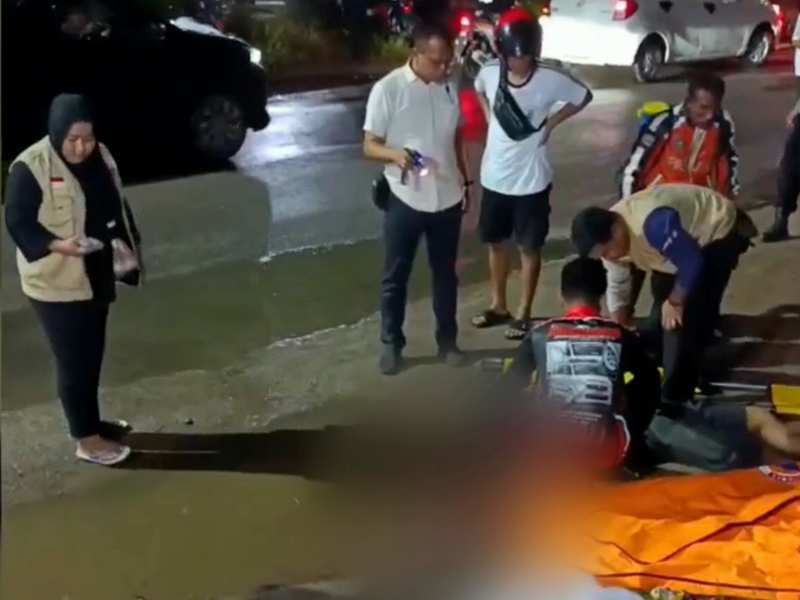 Pria Tanpa Identitas Ditemukan Tewas di Tepi Jalan Pramuka Sampit, Polres Kotim Selidiki Rekaman CCTV