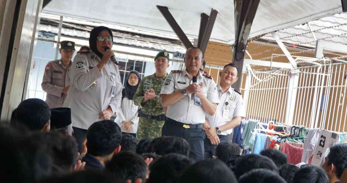 Kakanwil Ditjenpas Banten Lili Tinjau Langsung Rutan Pandeglang, Cicipi Menu Makan Warga Binaan