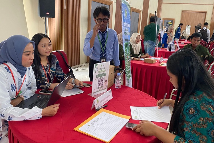 Job Fair PPU 2026 Buka 250 Lowongan dari 26 Perusahaan, 440 Pencari Kerja Serbu Hari Pertama di Penajam