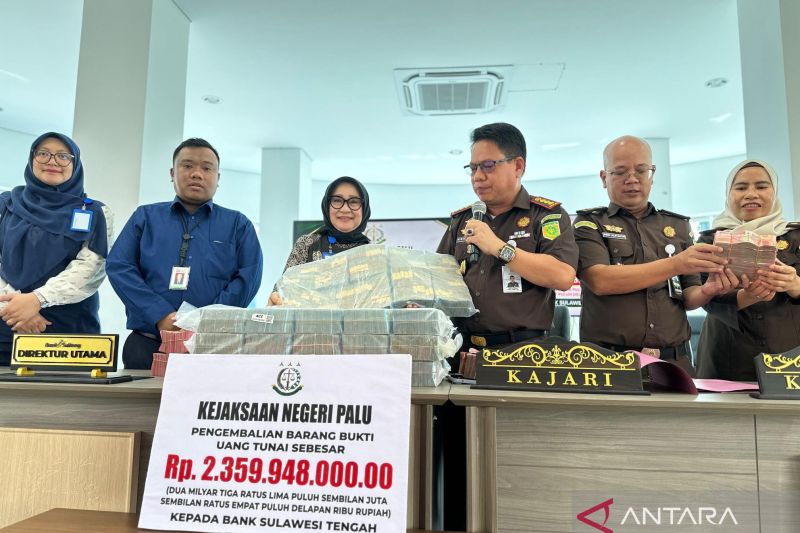 Kejari Palu Kembalikan Rp 2,35 Miliar Dana Perkara Perbankan ke Bank Sulteng Usai Putusan Kasasi MA