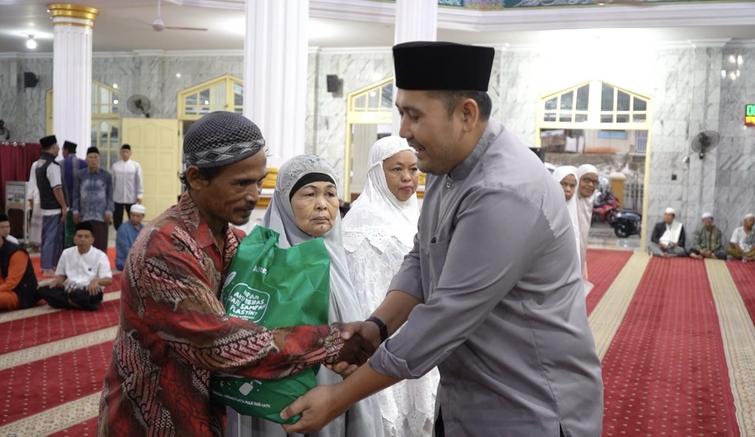 Bupati Merangin M Syukur Tempuh Perjalanan 6 Jam dari Jambi demi Pimpin Subuh Keliling di Bangko