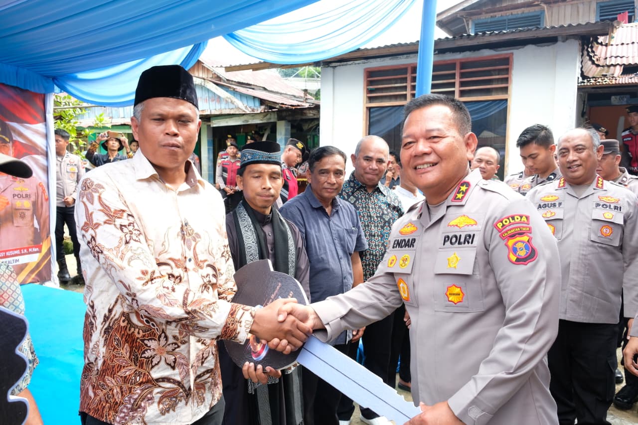 Polda Kaltim Resmikan 80 Unit Bedah Rumah dan 34 Sumur Bor Sambut Hari Bhayangkara ke-80, Ini Sebarannya