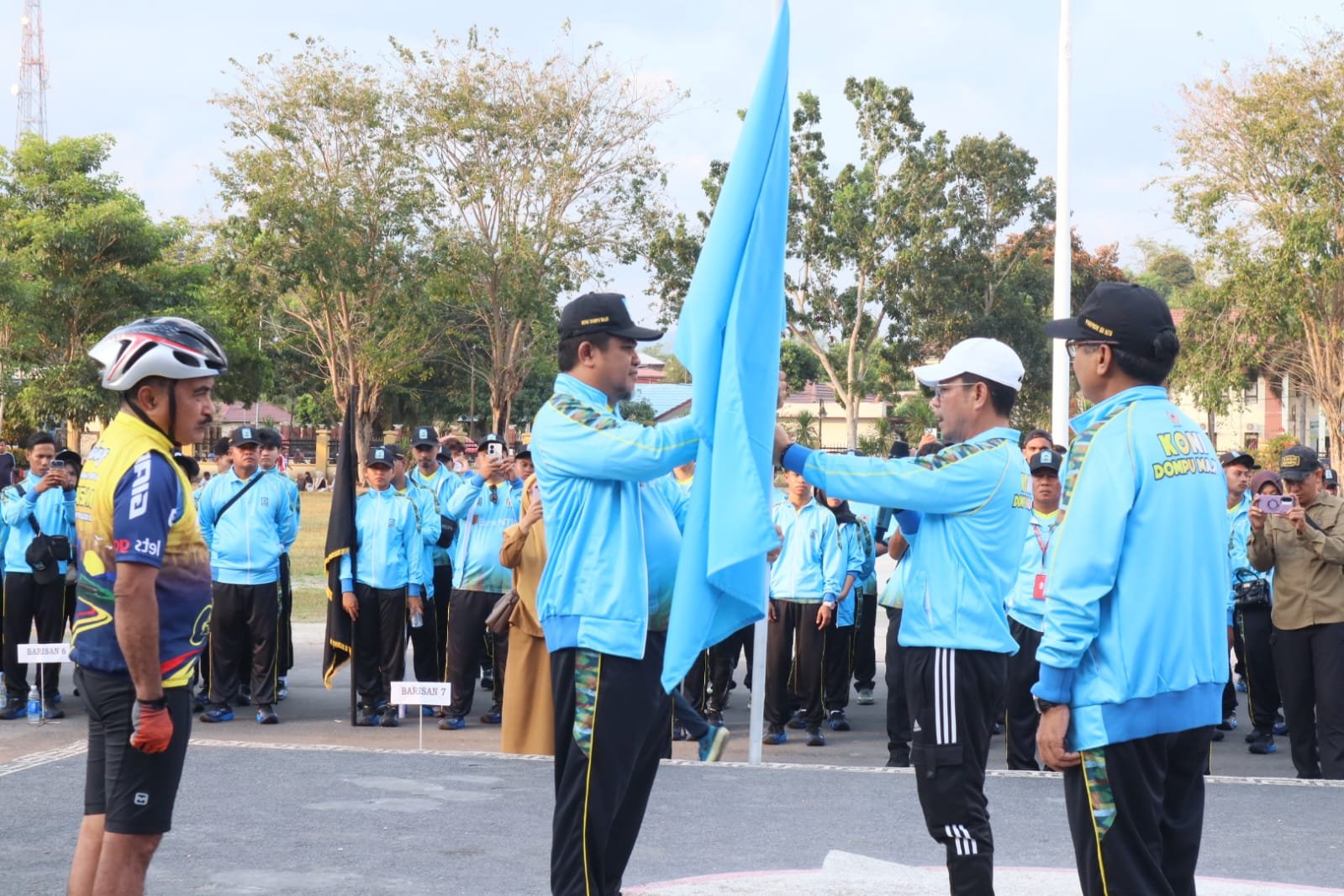 Target Juara Umum Porprov NTB XII, Kabupaten Dompu Lepas 617 Atlet dan Ofisial