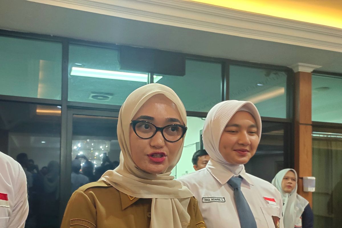 Wagub Lampung Jihan Nurlela Dorong Gerakan Ayah Antar Anak ke Sekolah Tekan Fenomena Fatherless