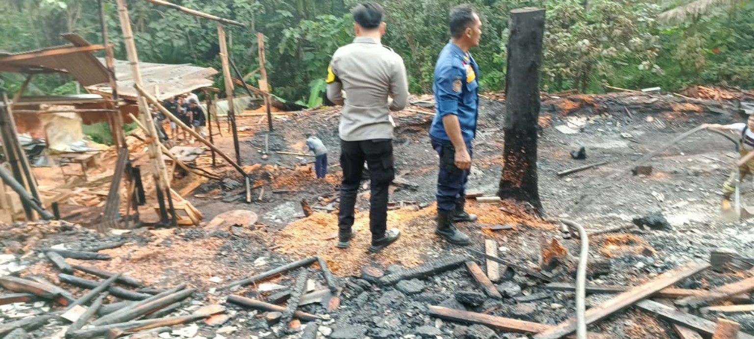 Kebakaran Pabrik Kayu di Ciamis Hanguskan Bangunan Seluas 2.000 Meter Persegi, Kerugian Capai Rp2 Miliar