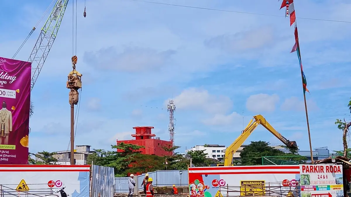 Proyek Pintu Air NUFREP di Siring Pierre Tendean Banjarmasin Bergeser, Lapangan Basket Dekat Patung Bekantan Ditutup