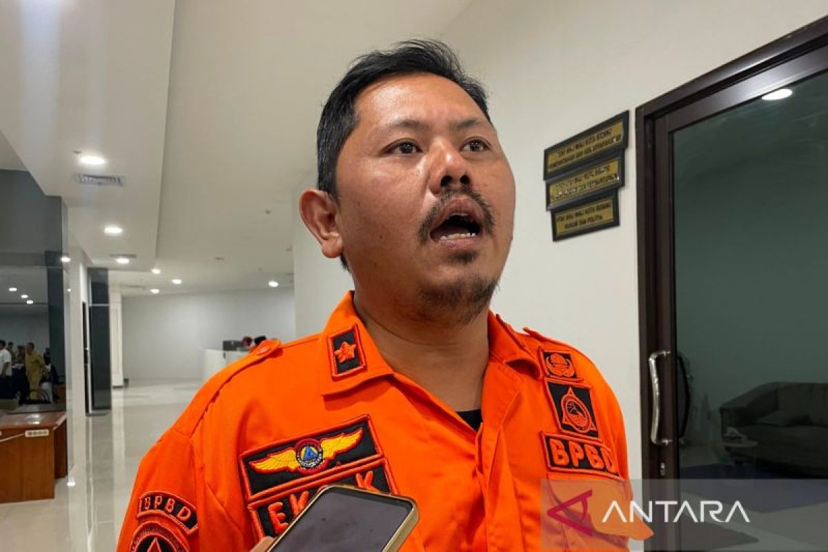 BPBD Kota Cirebon Distribusikan 90 Ribu Liter Air Bersih ke Warga Terdampak Kekeringan di Harjamukti