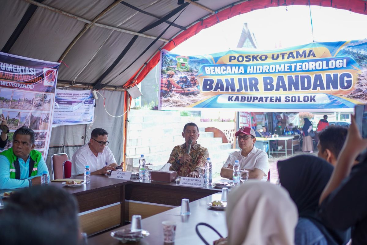 Anggota DPD RI Irman Gusman Minta Pemkab Solok Evaluasi Mitigasi Pascabanjir Bandang Arosuka
