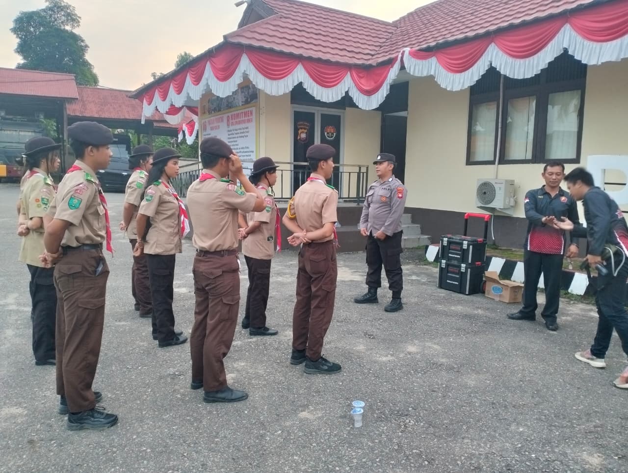 Polres Landak Latih 9 Pelajar Saka Bhayangkara Olah TKP, Digelar Rutin Setiap Selasa Sore