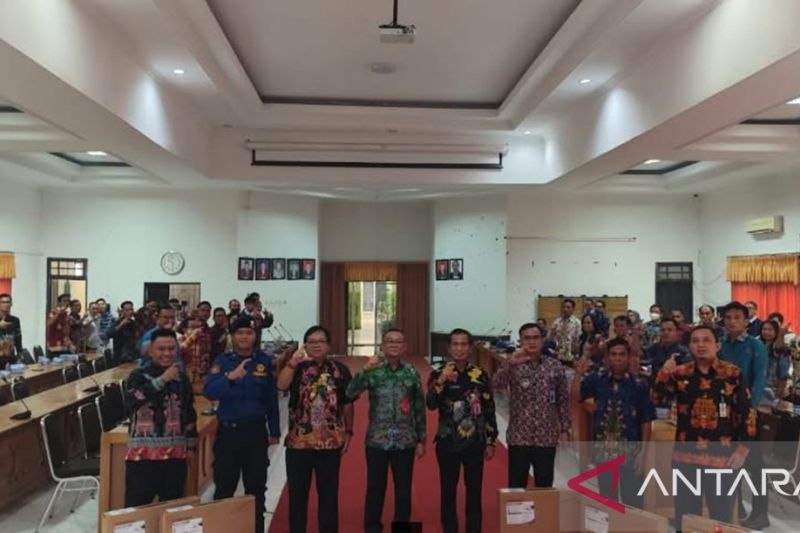 Pemkab Katingan Salurkan 287 Perangkat Starlink ke Desa, Sekolah, dan Puskesmas di Wilayah Blank Spot