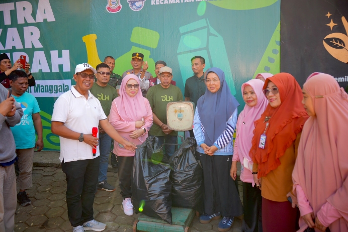 Ketua Dewan Lingkungan Hidup Makassar Luncurkan Bank Sentra Sampah di Manggala, Targetkan Setiap RW Punya Urban Farming