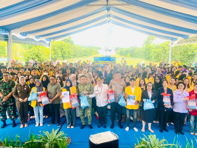 Gubernur Kalteng Agustiar Sabran Resmikan Pasar Murah bagi Mahasiswa di Palangka Raya, 3.500 Paket Sembako Disiapkan