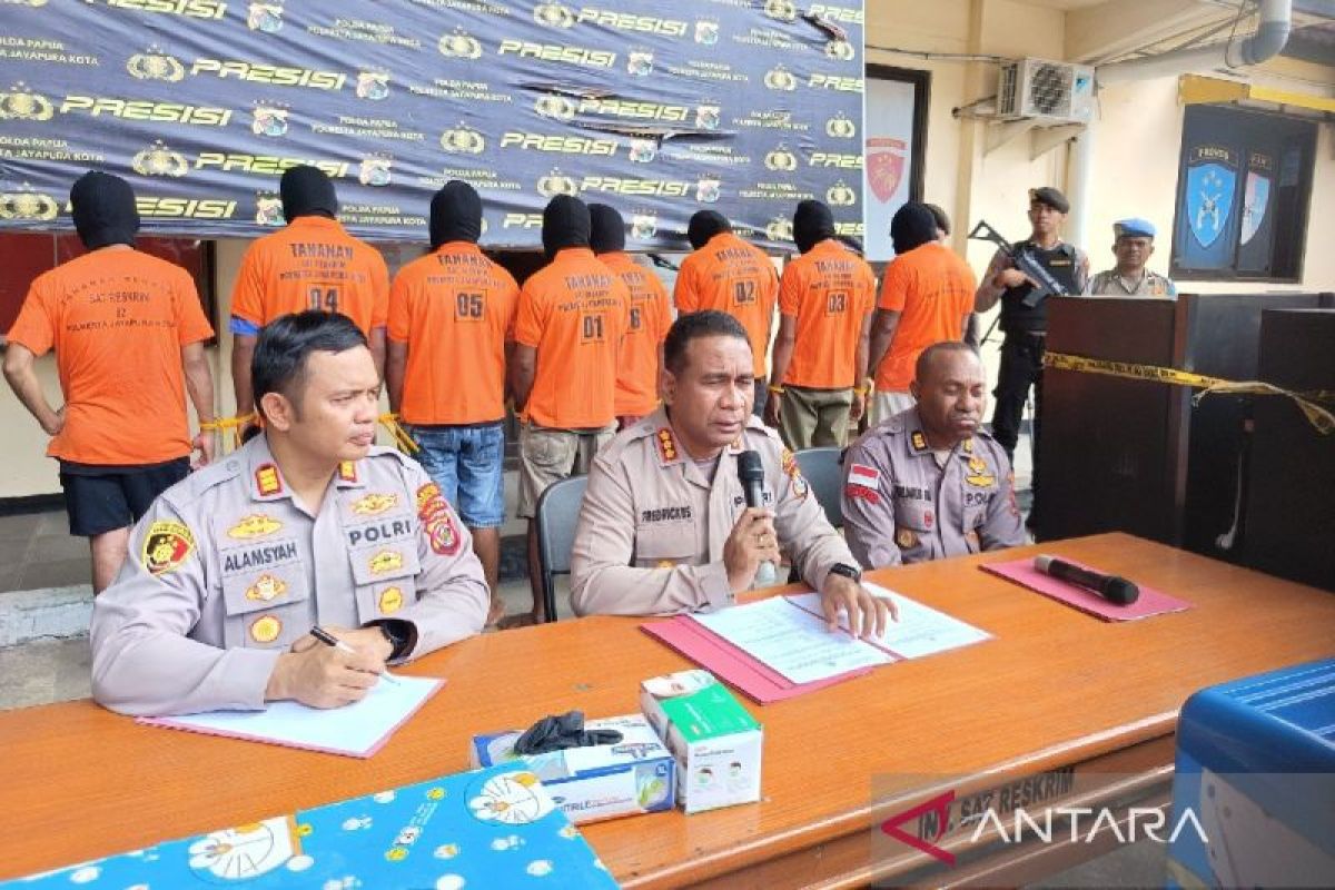 Polresta Jayapura Kota Tangkap 8 Pencuri Barang Elektronik Saat Kebakaran di Mandala, 13 Kulkas dan Freezer Disita