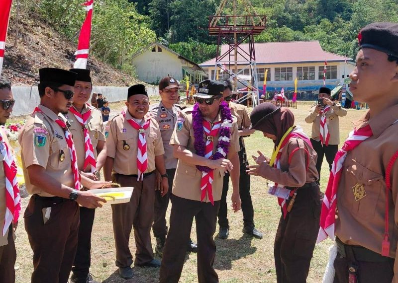 Bupati Tojo Una-Una Ilham Lawidu Buka Kemah Kembara Pramuka di Walea Kepulauan, Tekankan Pencegahan Perilaku Negatif Generasi Muda