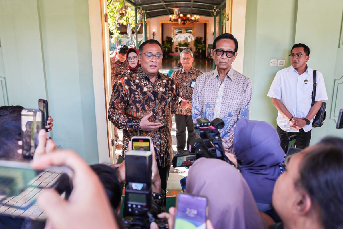 Menteri LH Canangkan Gerakan Pertobatan Ekologis Usai Bertemu Sri Sultan HB X di Yogyakarta, Akui Minim Pengawasan