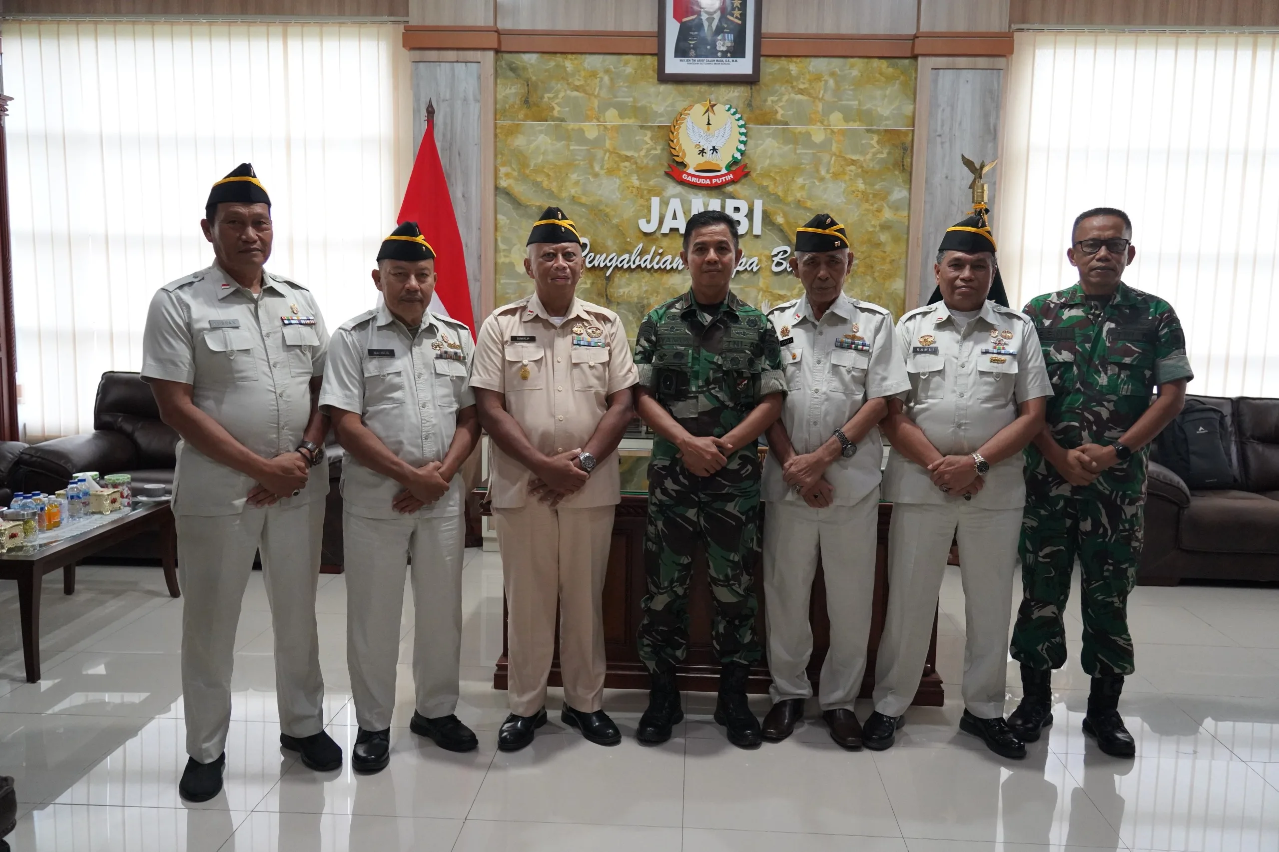 Danrem 042/Gapu Brigjen TNI Nyamin Terima Audiensi PPAD Jambi, Perkuat Sinergi Purnawirawan dan Prajurit Aktif