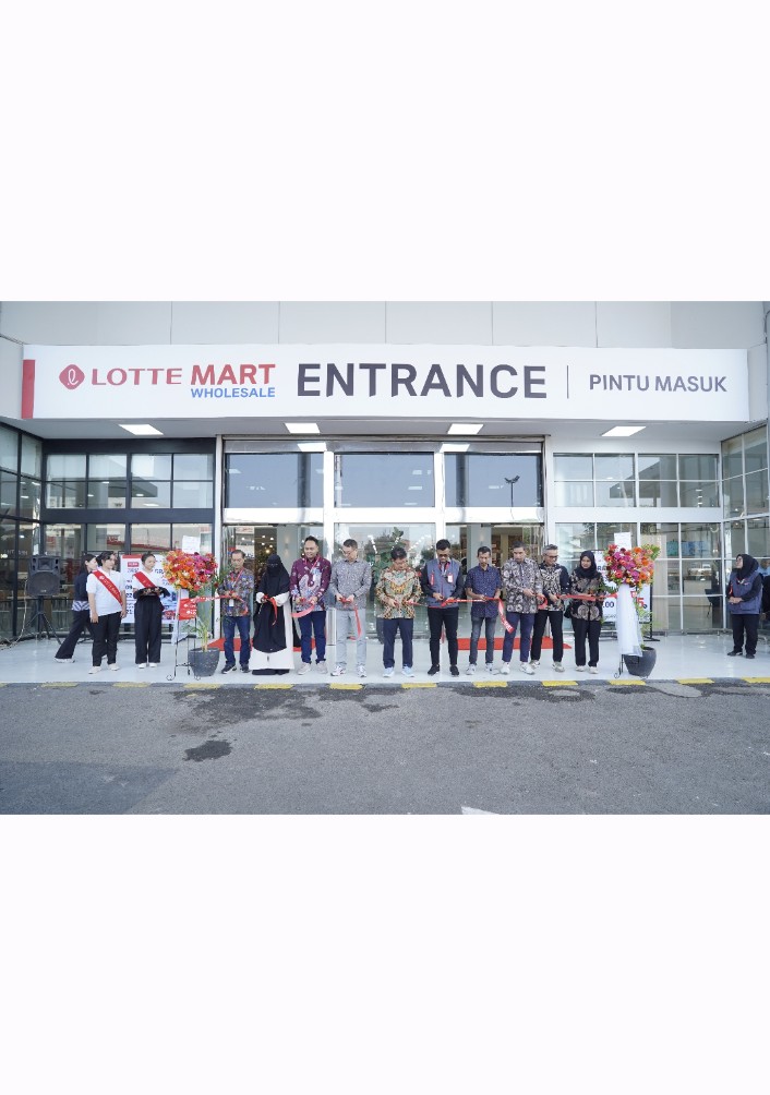 Lotte Mart Wholesale Serang Dibuka Kembali dengan 15 Ribu Produk dan Area Kuliner Dunia, Target Dorong UMKM